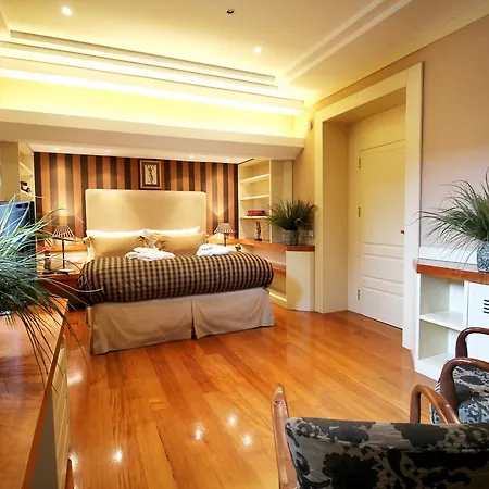 Imperial Luxury Penthouse Апартаменты *